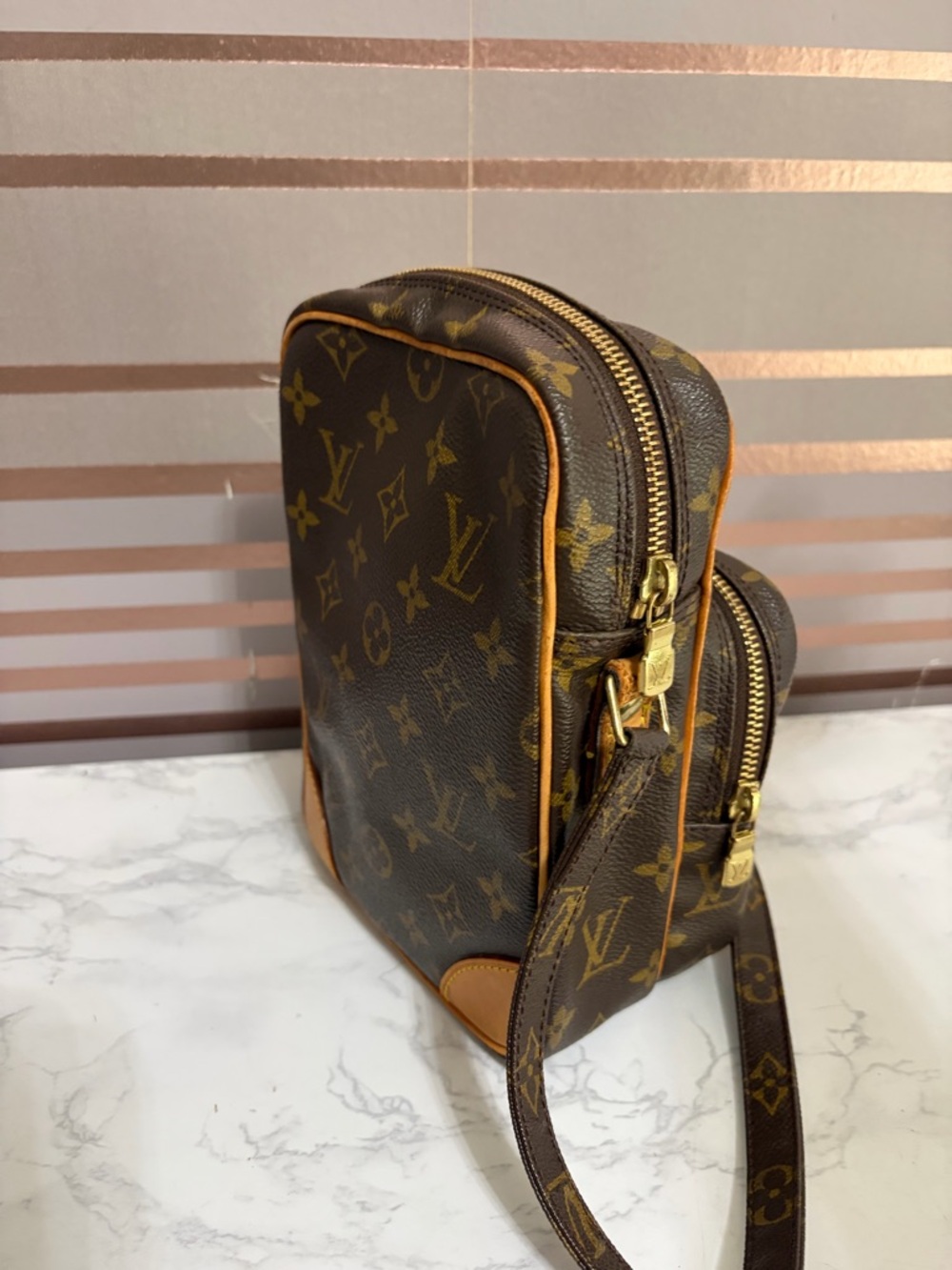 Louis Vuitton Brown Monogram Canvas Crossbody with Tan Trim - Picture 5 of 16